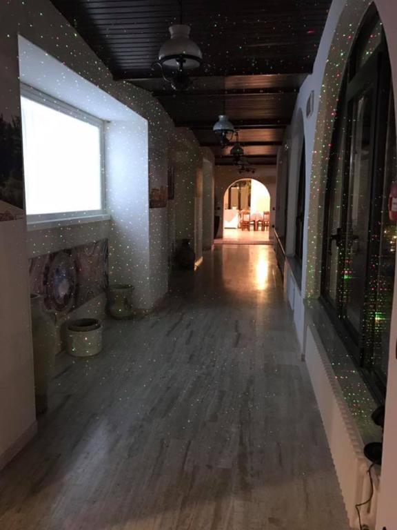 Hotel Ristorante La Grotta Castiglione Delle Stiviere Eksteriør bilde