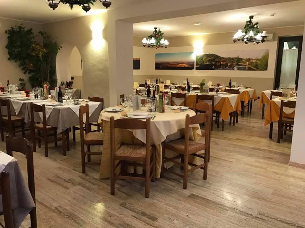 Hotel Ristorante La Grotta Castiglione Delle Stiviere Eksteriør bilde