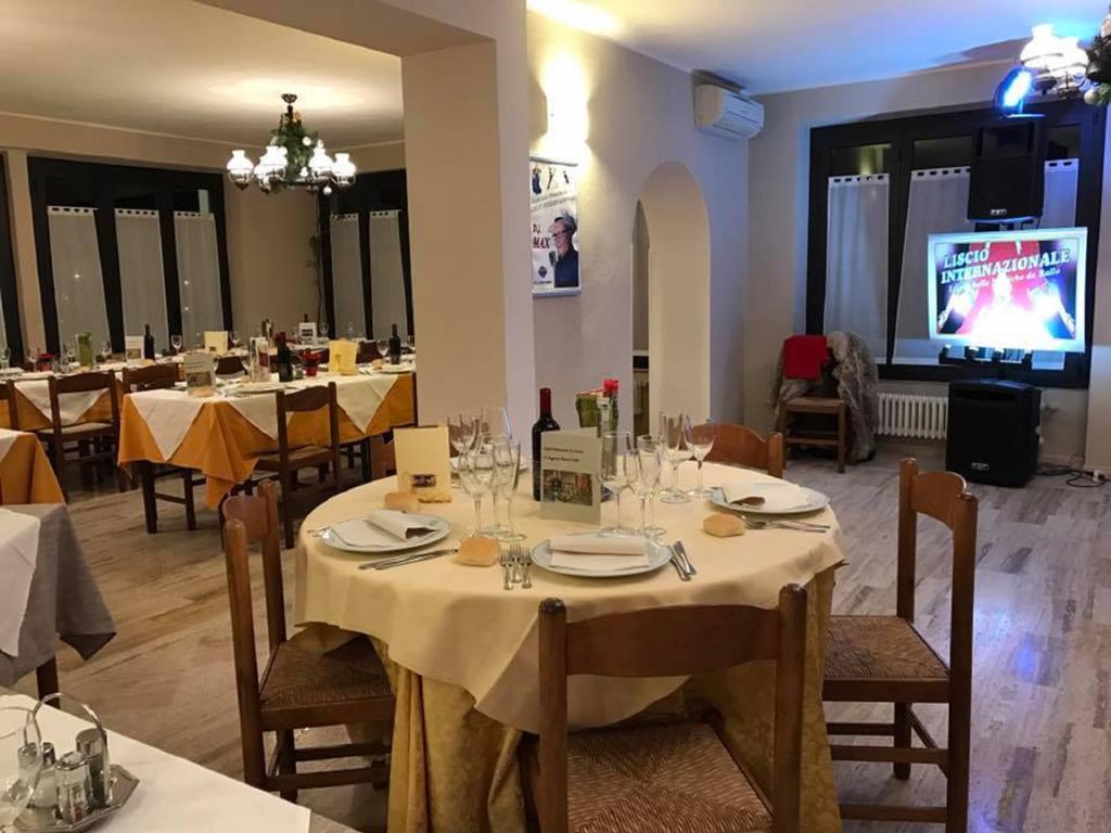 Hotel Ristorante La Grotta Castiglione Delle Stiviere Eksteriør bilde